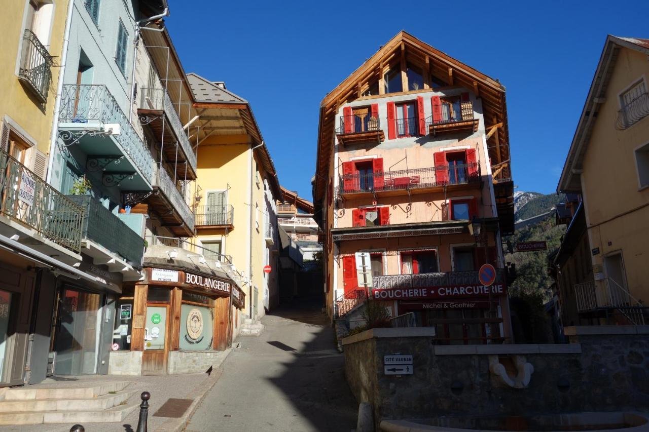 Chez Petit Louis- Appart Centre Ville Jusqu'A 6 Personnes Briançon Extérieur photo